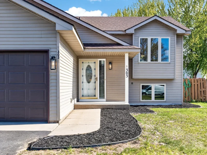 303 Elm Street SW