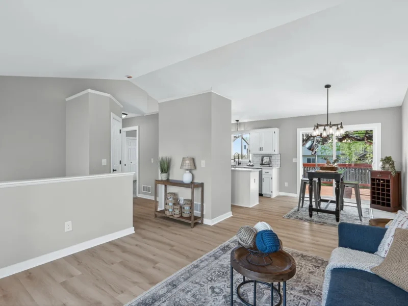 303 Elm Street SW