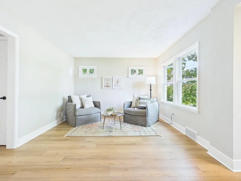 Sitting area with two windows